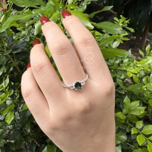 S0006-Nhẫn sapphire xanh lá tròn 7,3x5,2mm S925